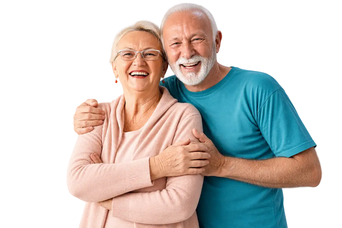 Pareja de personas mayores sonriendo